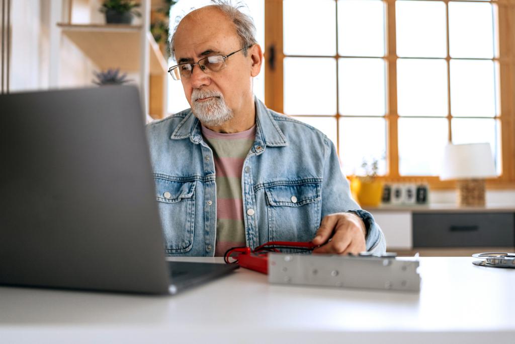Working While on Social Security in 2026? You Can Earn $24,480 Before Losing Any Benefits